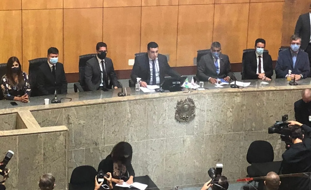 Erick Musso é reeleito para terceiro mandato como presidente da Assembleia Legislativa