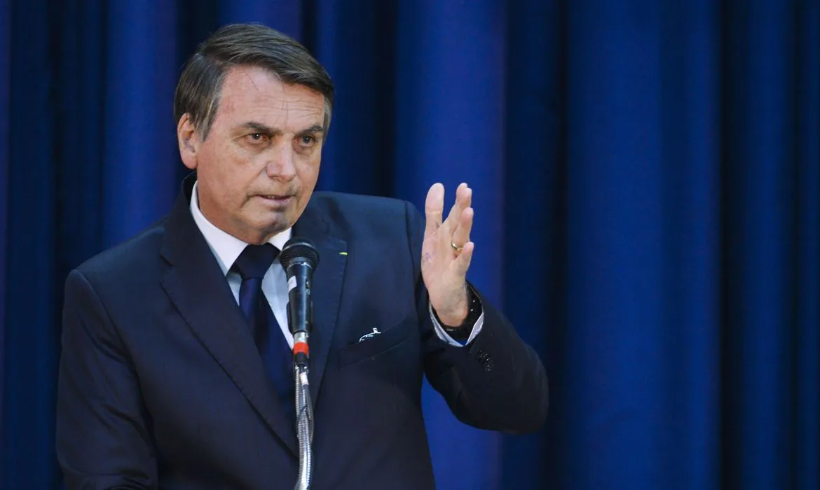 O presidente Jair Bolsonaro participa da solenidade de posse do diretor-geral da Agência Brasileira de Inteligência (Abin), Alexandre Ramagem