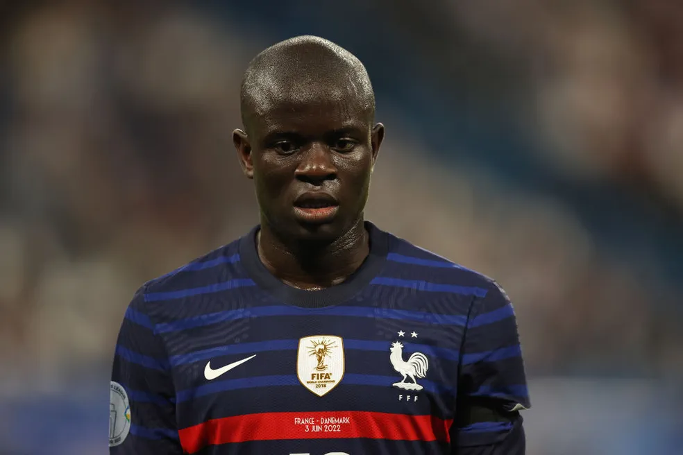 Com lesão nos tendões, Kanté está fora da Copa do Mundo, diz jornal