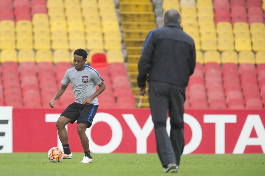 Na Colômbia, Corinthians busca vaga antecipada na Libertadores contra o Santa Fe