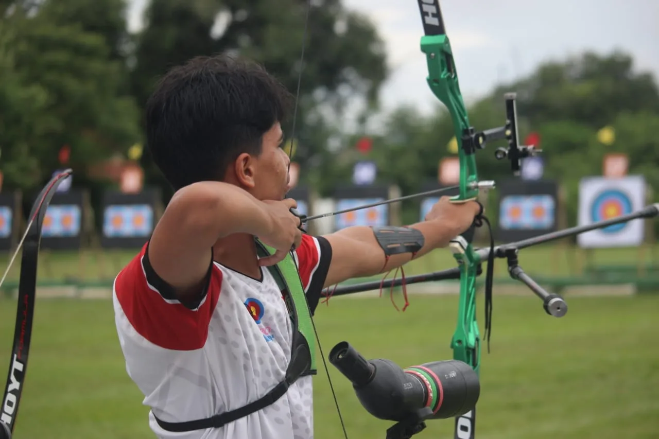 Prodígio capixaba conquista o título do Sul-Americano de tiro com arco