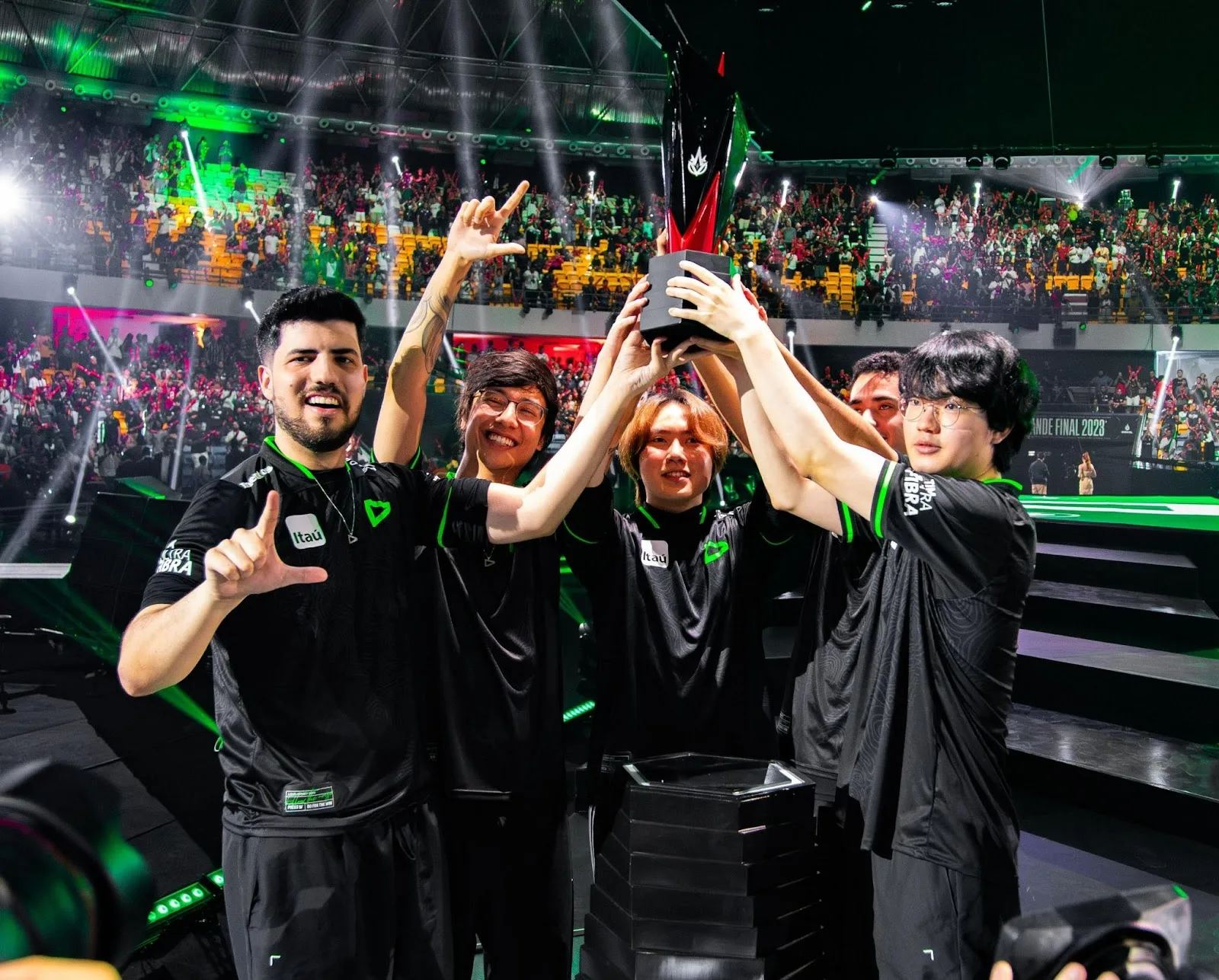 LOUD vence CBLOL e se torna a única equipe tricampeã consecutiva