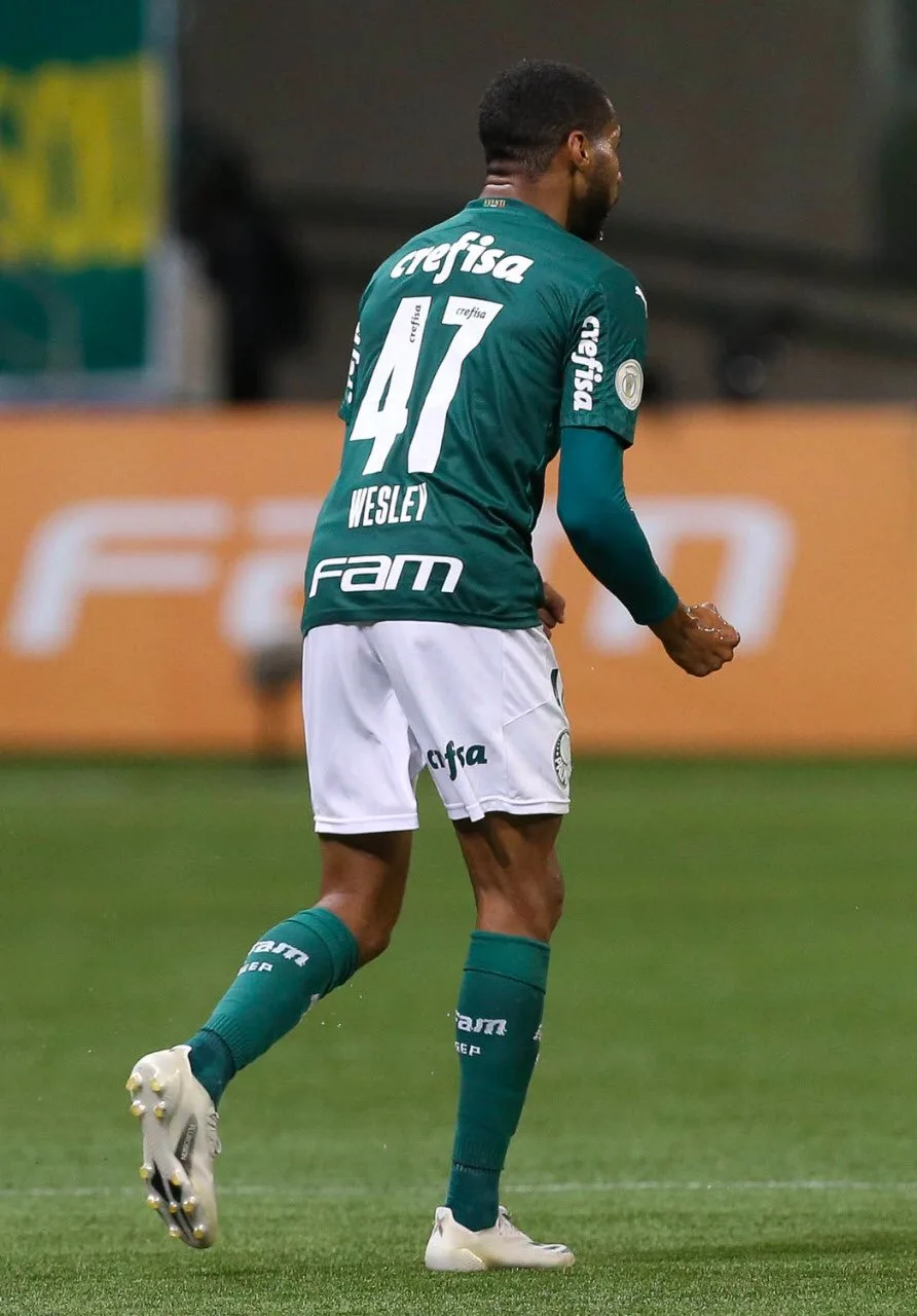 Wesley se recupera de lesão, treina e pode reforçar Palmeiras na Libertadores