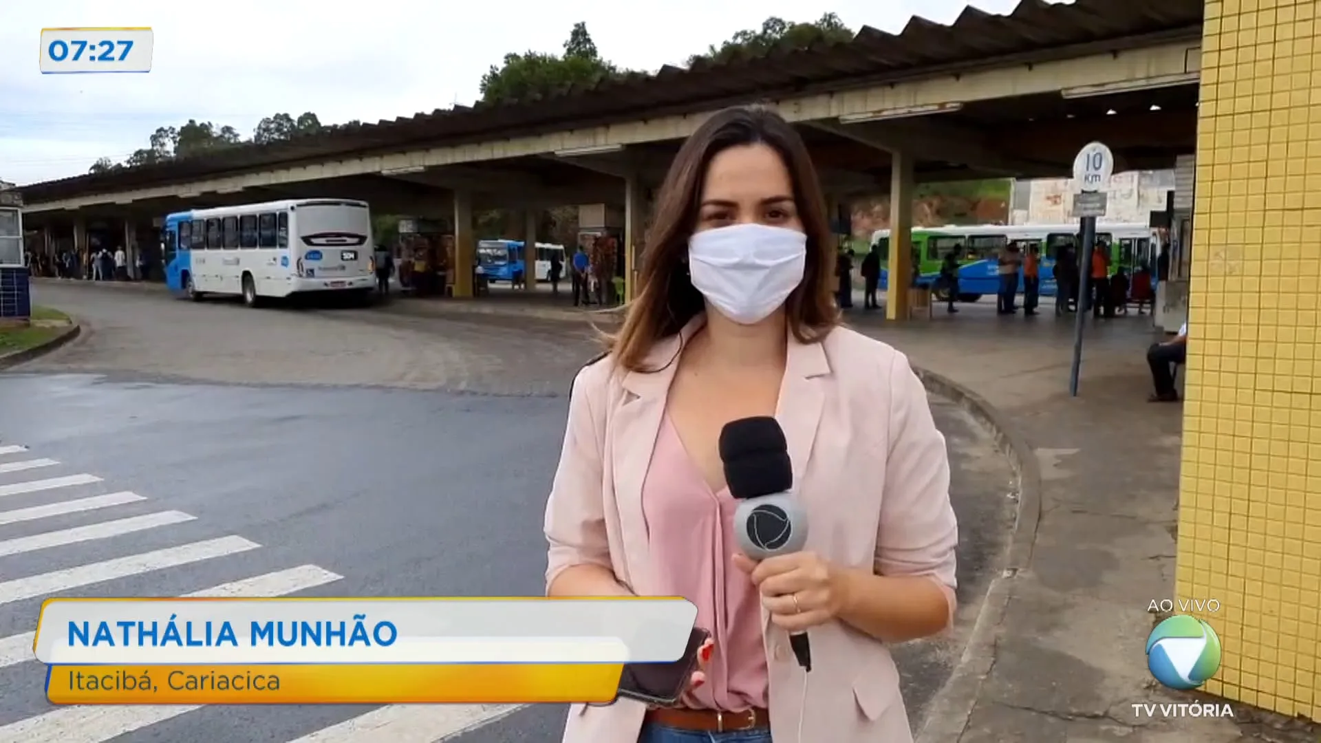 Criminosos fazem arrastão em ônibus do transcol em Cariacica