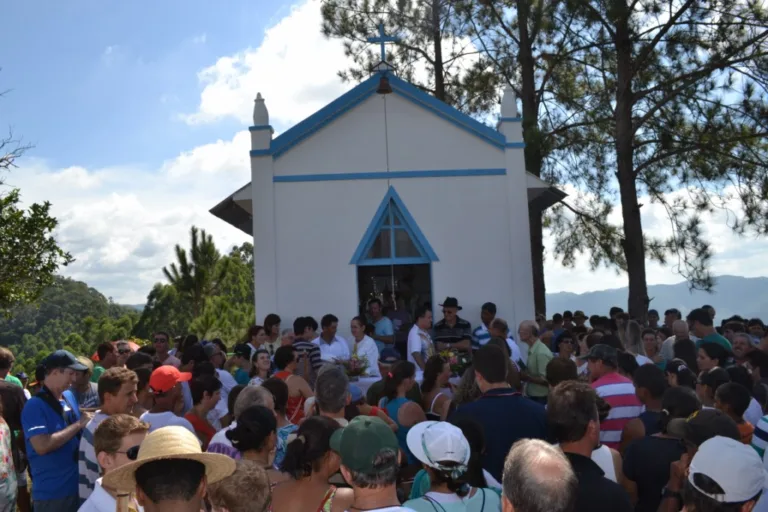 Missa no ‘Conventinho da Penha’ atrai mais de 300 fiéis em Alfredo Chaves