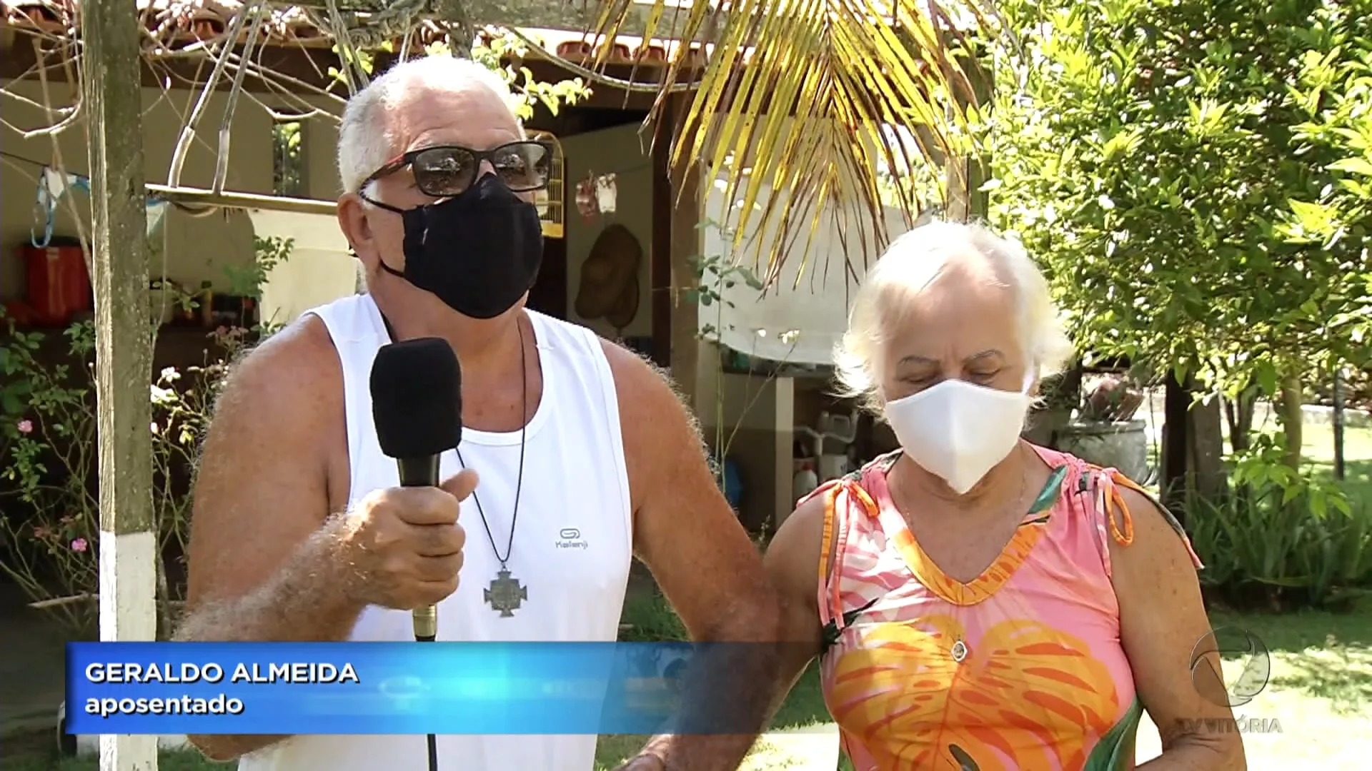 Idosos na expectativa pelo início da vacinação no ES