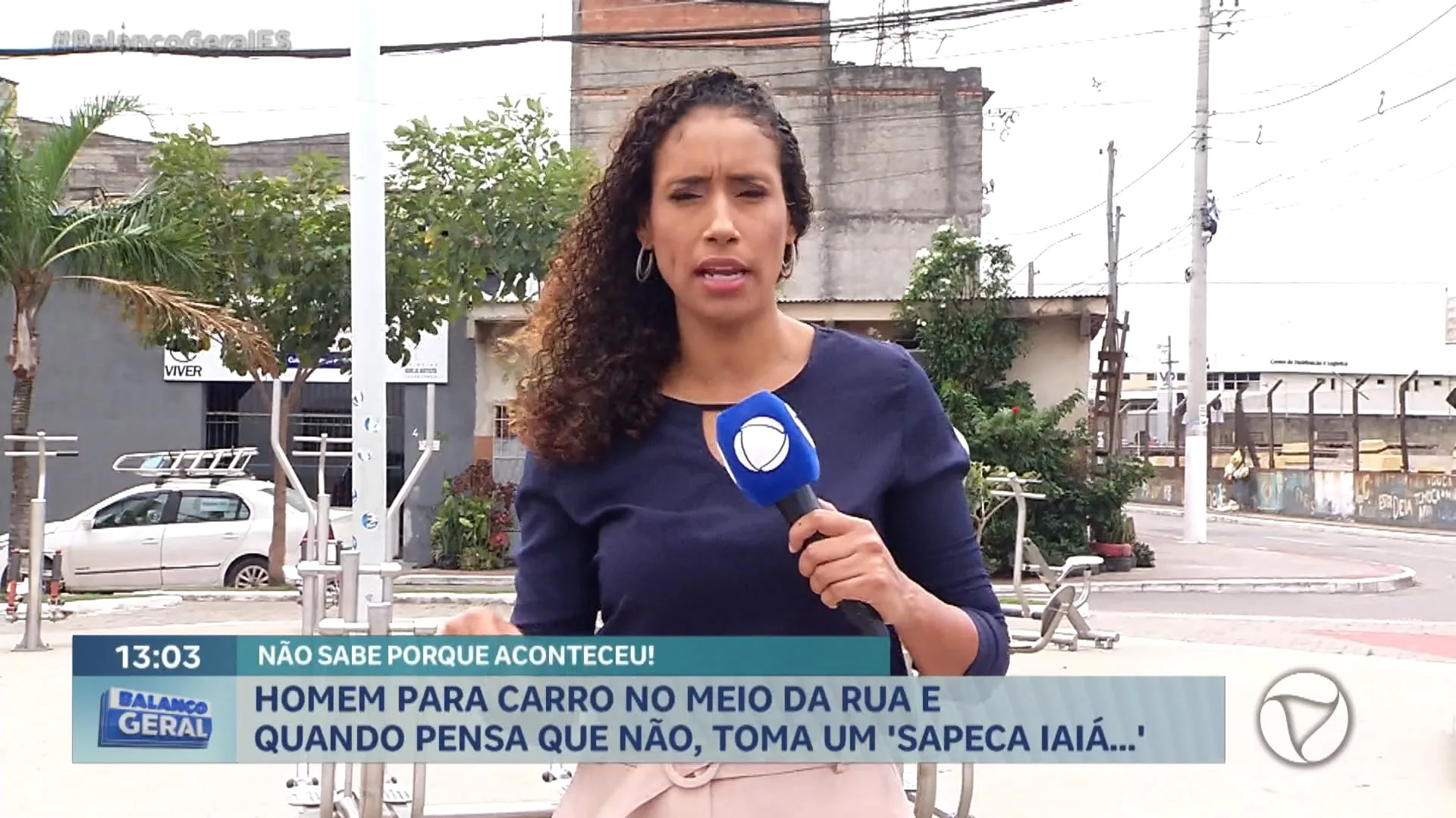 NÃO SABE PORQUE ACONTECEU! HOMEM PARA CARRO NO MEIO DA RUA E AÍ...