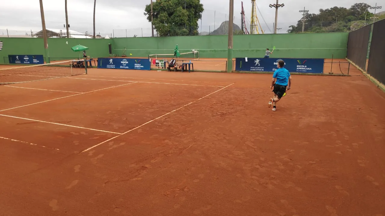 Circuito Rede Vitória ES Open de Tênis: sábado de muitos jogos no Álvares Cabral