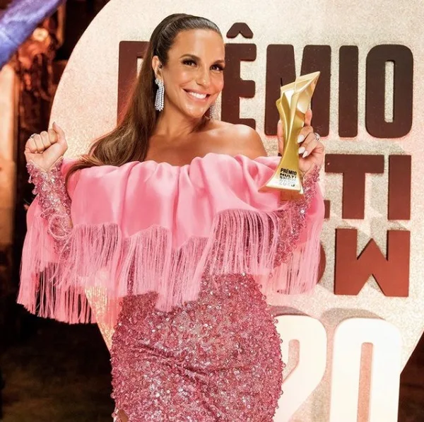 Ivete Sangalo é cantora do ano no Prêmio Multishow