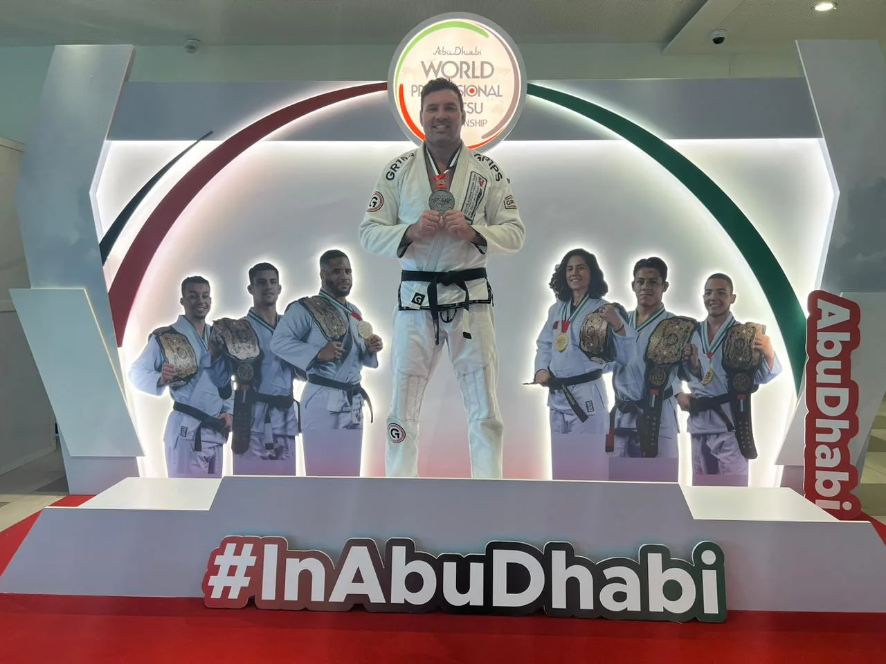 Delegado capixaba conquista a medalha de prata em Mundial de Jiu-Jitsu