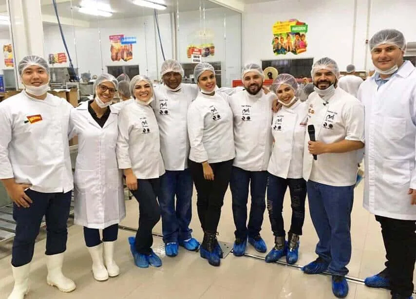 Competidores do Chef de Família visitam fábrica dos sorvetes Paletitas. Confira!