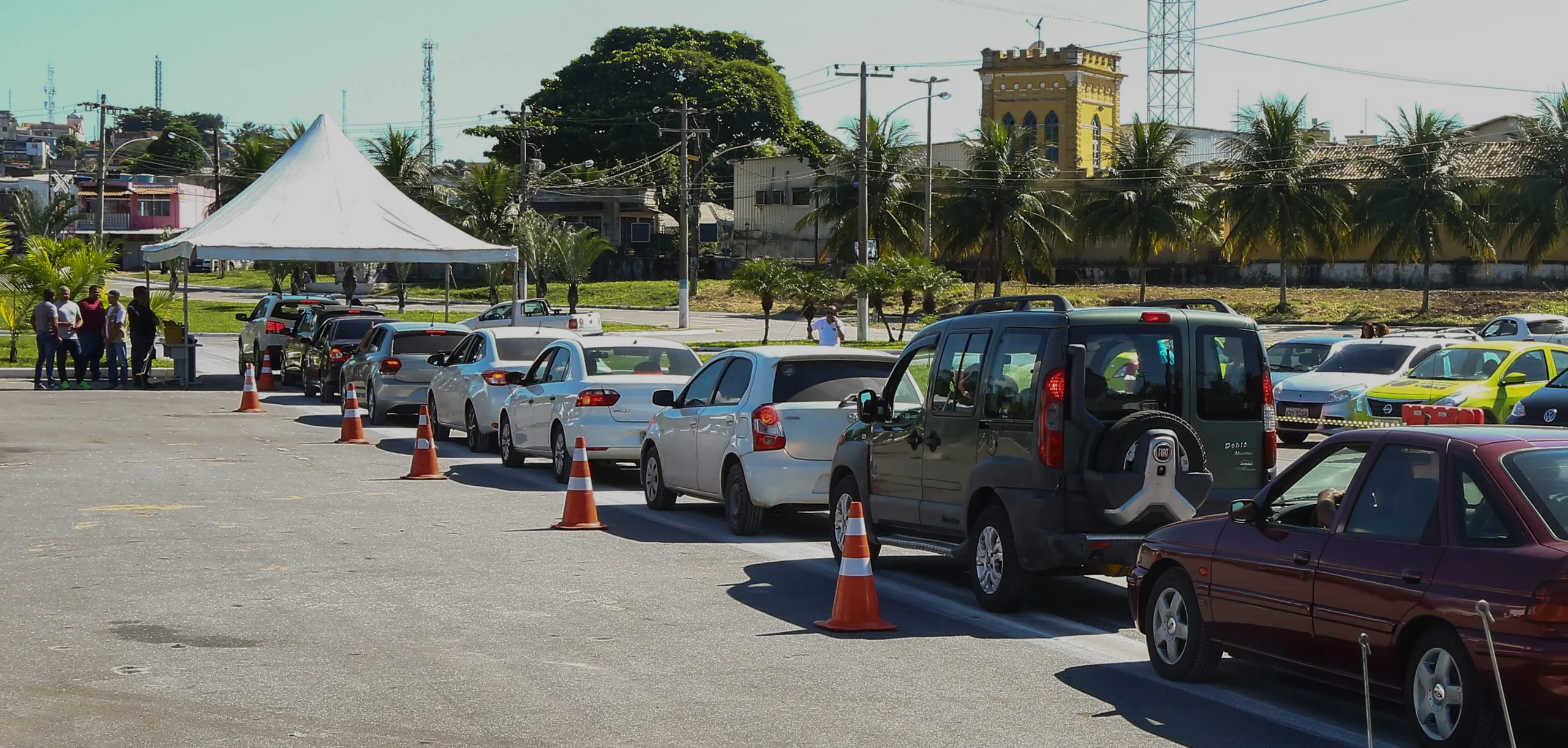 Com drive-thru, cidade do Rio atinge 182.204 vacinados