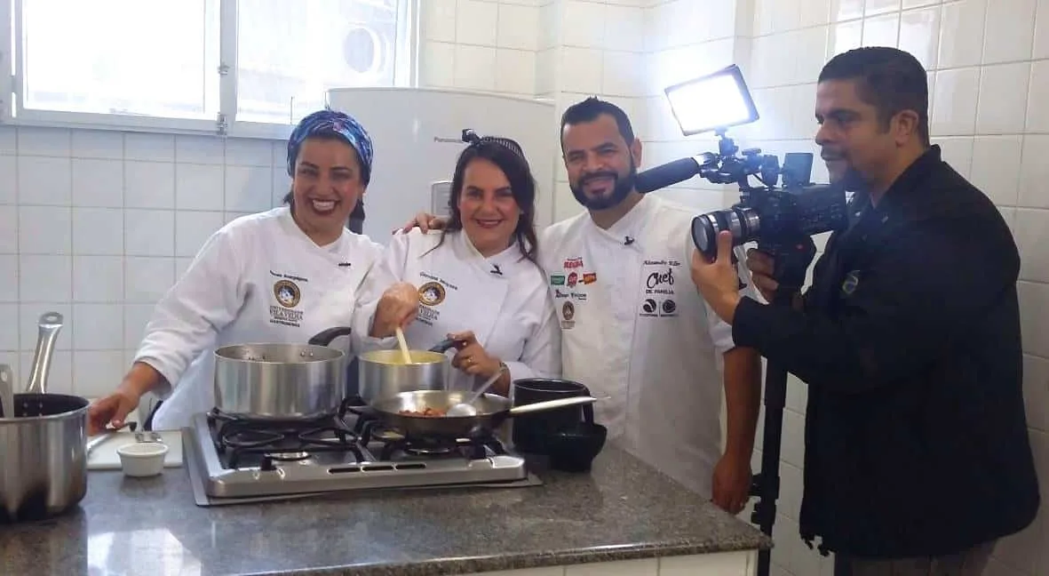 Participantes do Chef de Família ganham surpresas em visita a universidade