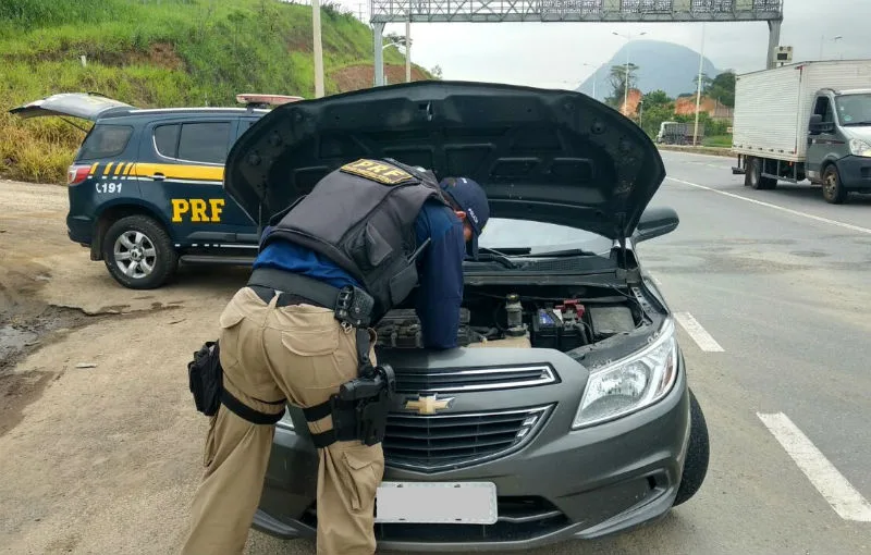 Motorista é preso em Cariacica com carro roubado comprado por R$ 6,5 mil