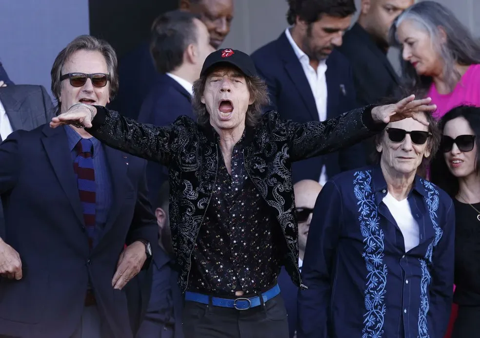 Mick Jagger ataca novamente e Barcelona leva virada do Real Madrid