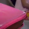 VÍDEO | Mulher que sobreviveu a sete tiros conta que usou Bíblia como escudo