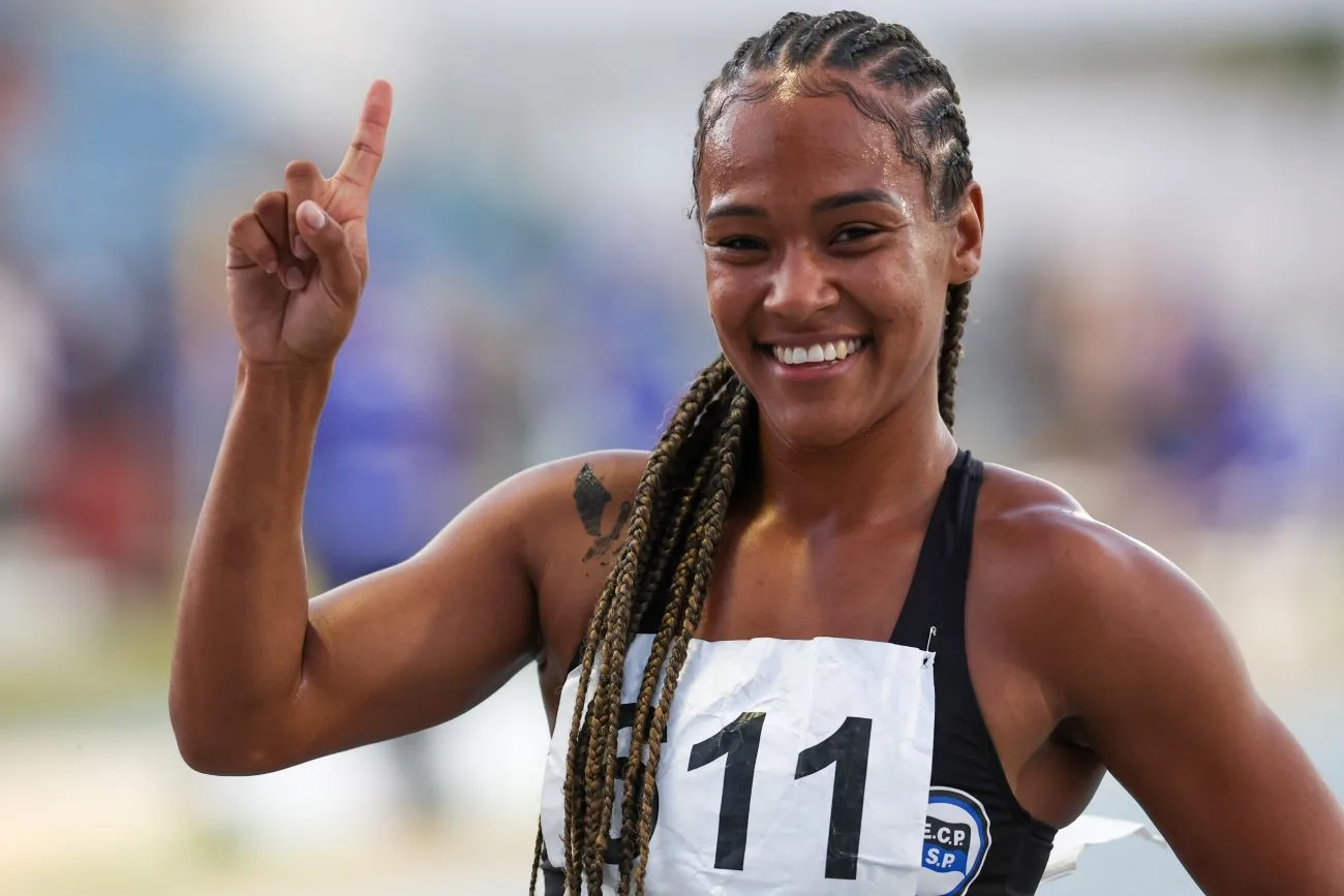 Mulher mais rápida do Brasil corre em evento em Vitória no sábado