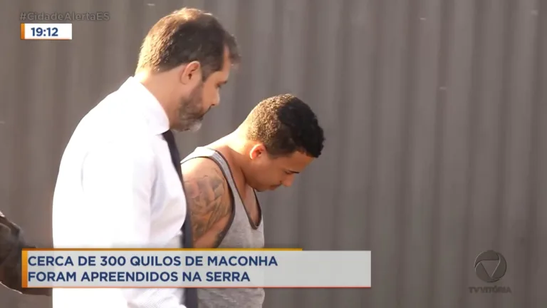 Polícia apreende 300 kg de maconha