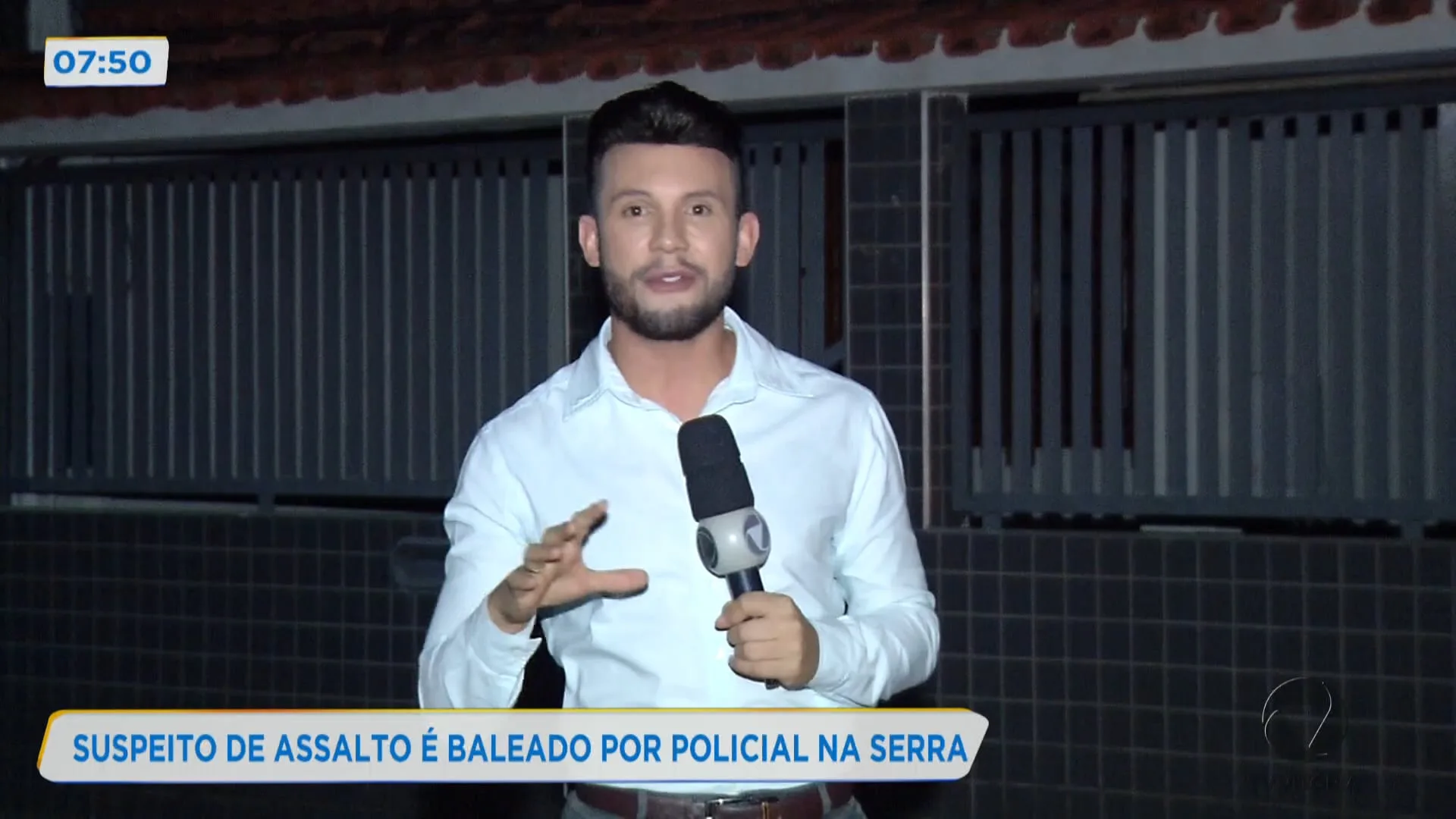 Suspeito de assalto é baleado por policial na Serra