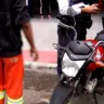 Criança é atropelada por motociclista sem CNH ao sair de escola em Vitória