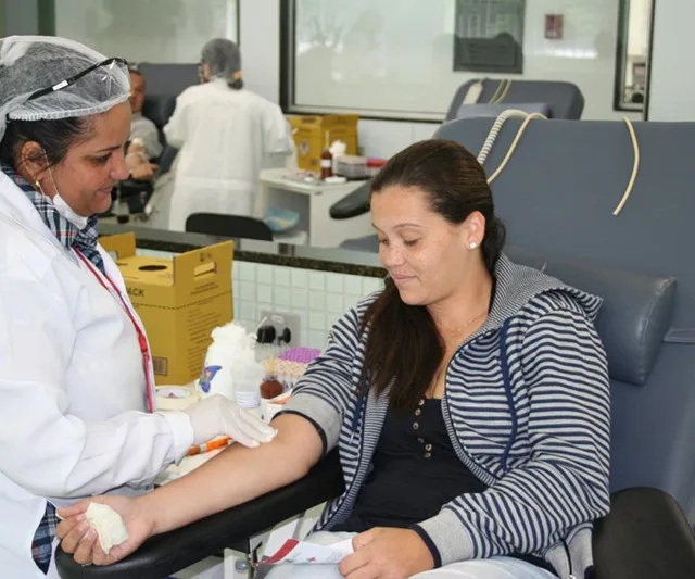 No Dia Mundial do Doador de Sangue Hemoes realiza campanha, em Vitória