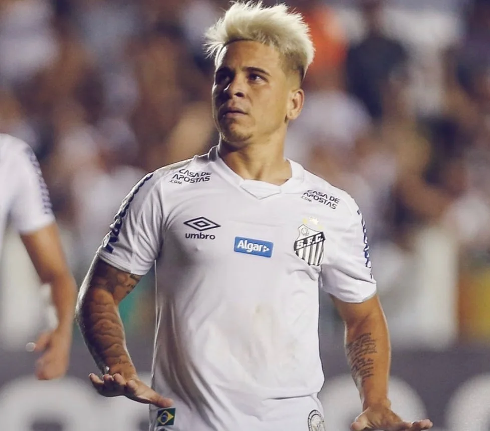 Com Soteldo inspirado, Santos vence o Botafogo na Vila e se consolida em 3º