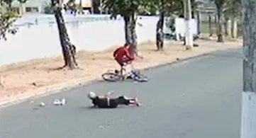 VÍDEO | Idosa é agredida e jogada no chão durante assalto em Linhares