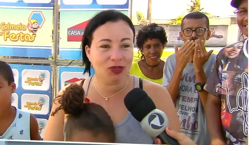 Praça do Povo consegue doação para desempregada que sonhava empreender vendendo comida