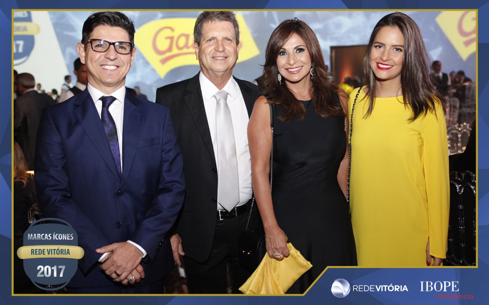 Festa de gala na entrega do Prêmio Marcas Ícones 2017