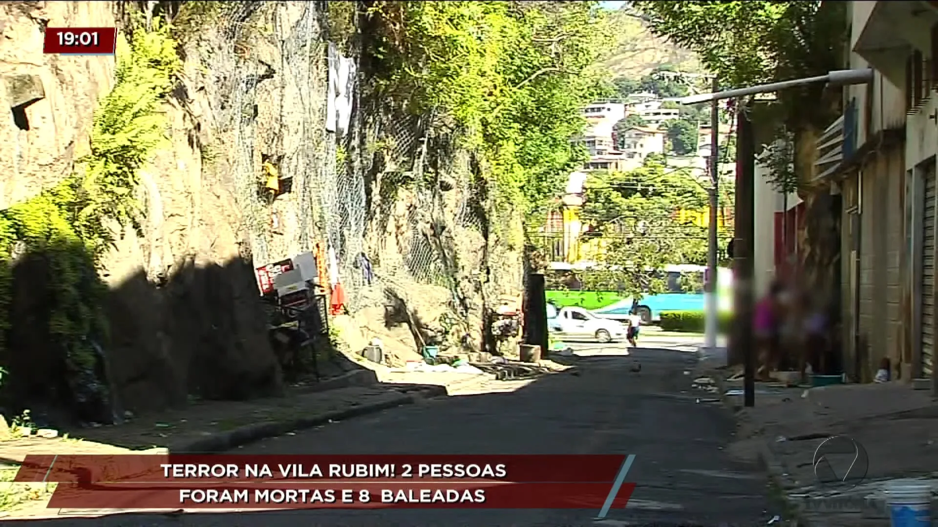 Duas pessoas mortas e oito baleadas na Vila Rubim, Vitória