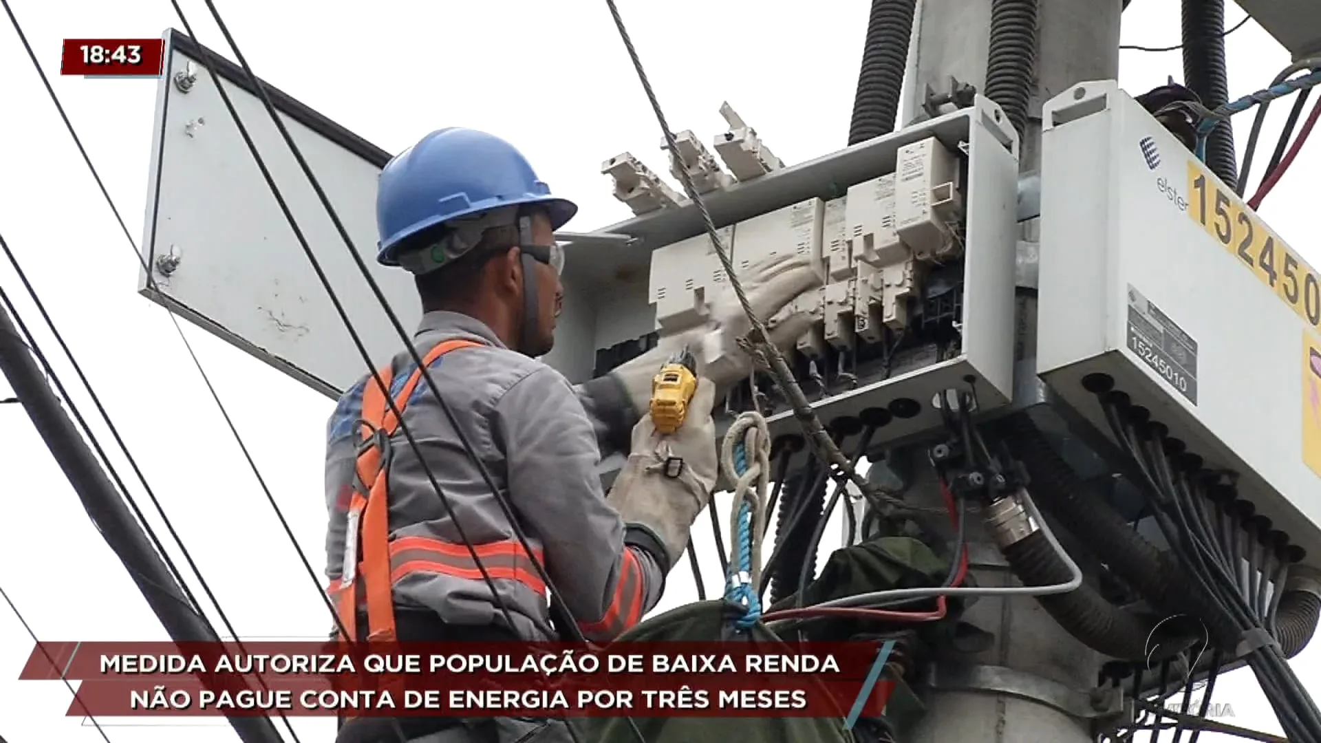 Medida autoriza que população de baixa renda não pague conta de energia por três meses