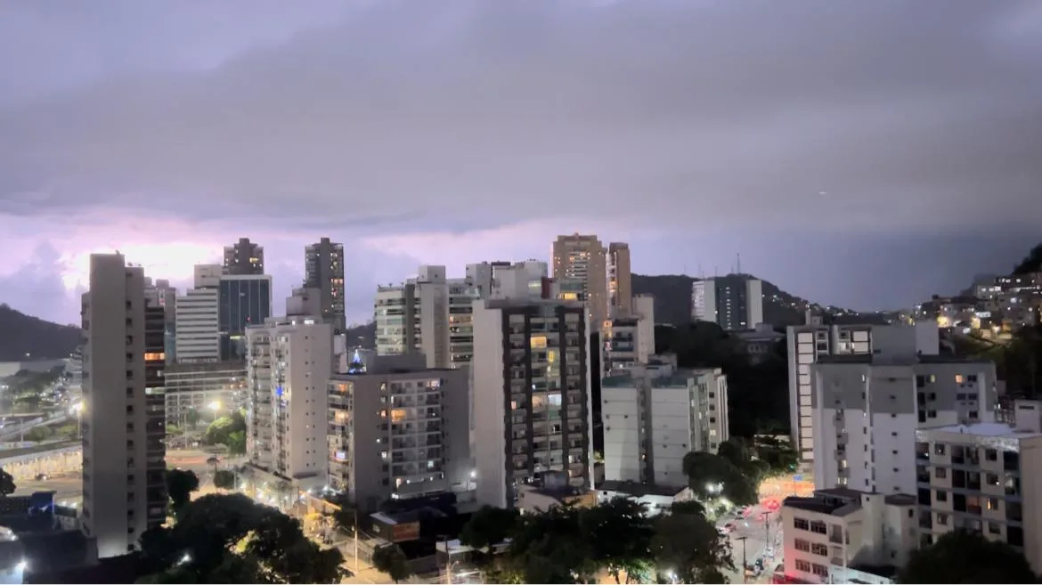 Chuva forte com relâmpagos e trovoadas: instituto emite alertas para o ES