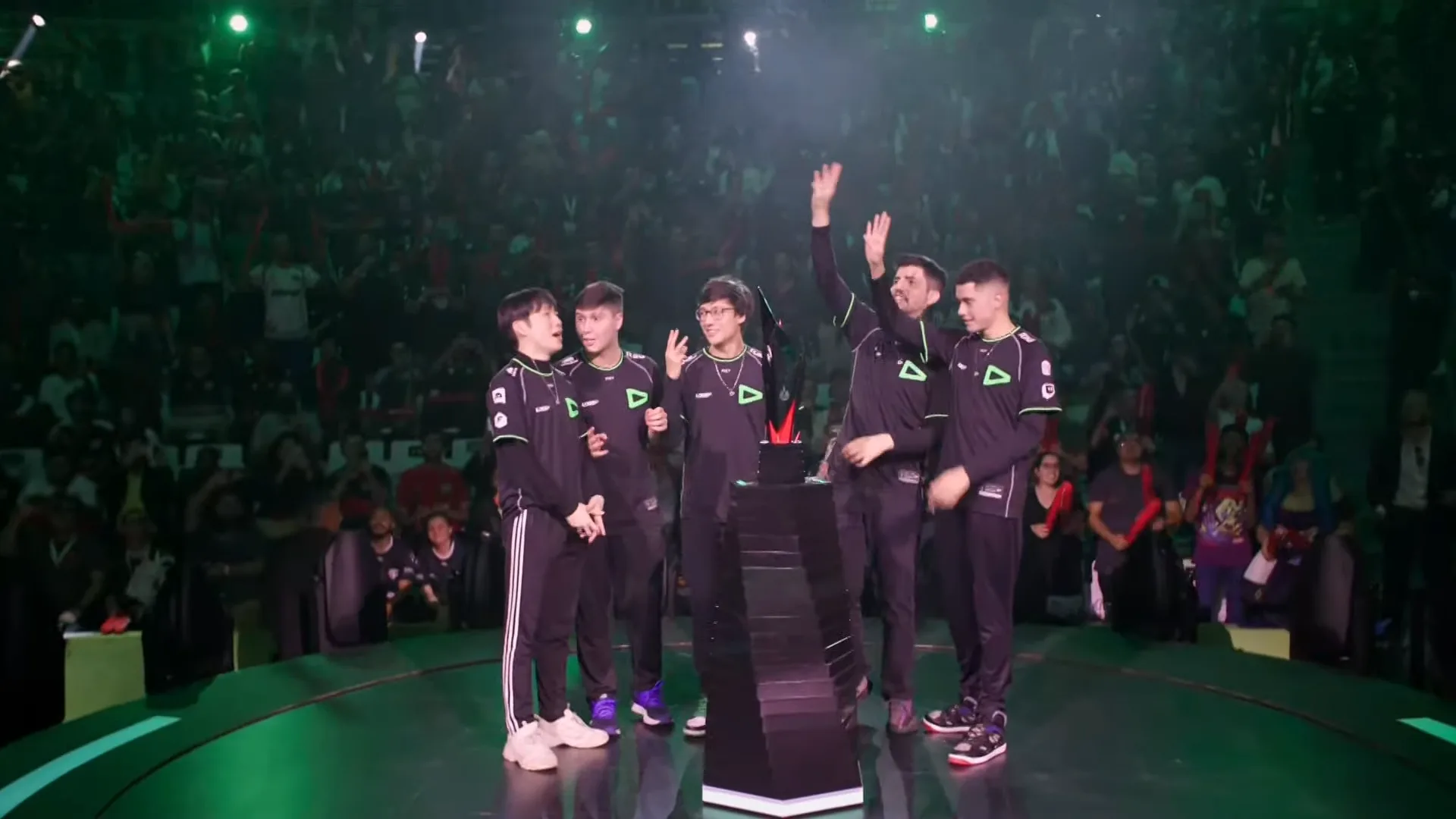 LOUD faz 3 a 0 na paiN e ganha o 2º split do CBLOL 2022