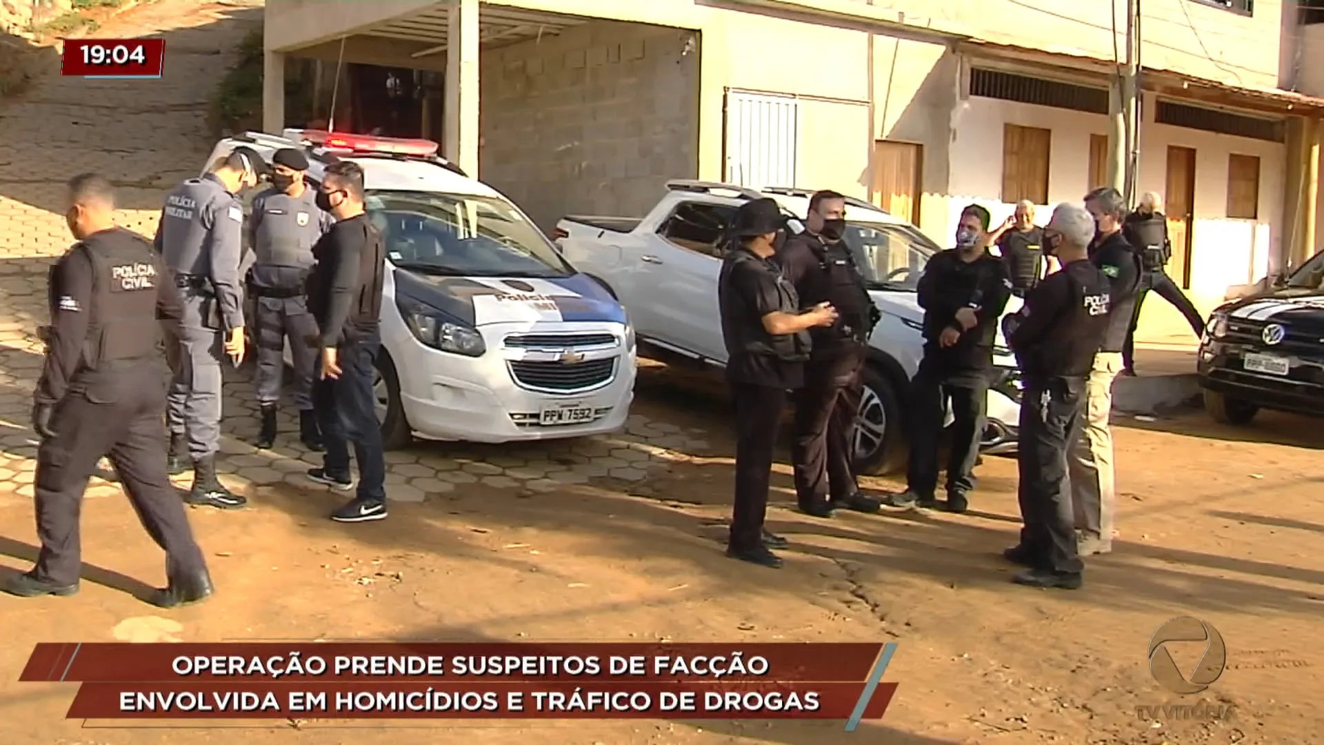 Megaoperação para prender participantes de grupo criminoso, suspeito de tráfico e homicídios