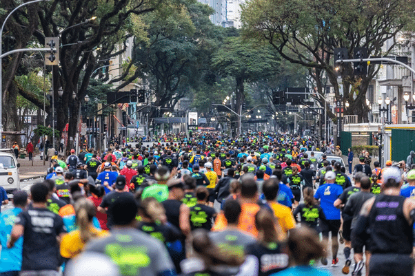 Mizuno promove ações na SP City Marathon