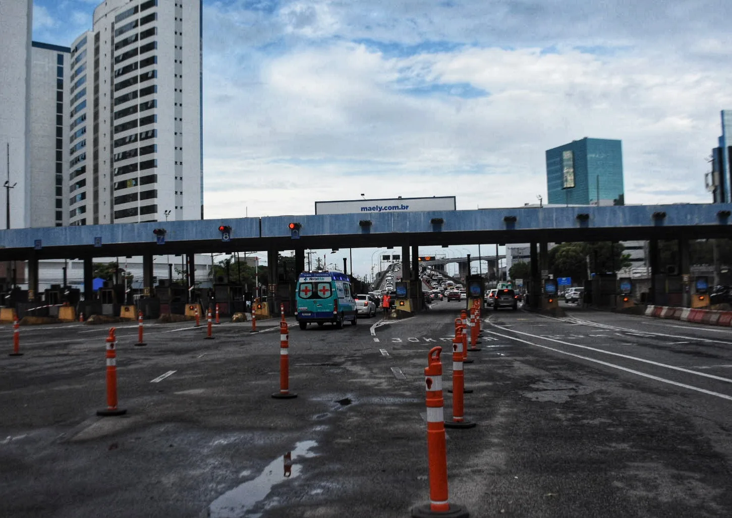 Cabines do pedágio da 3ª Ponte e Rodovia do Sol ainda não têm data para serem demolidas