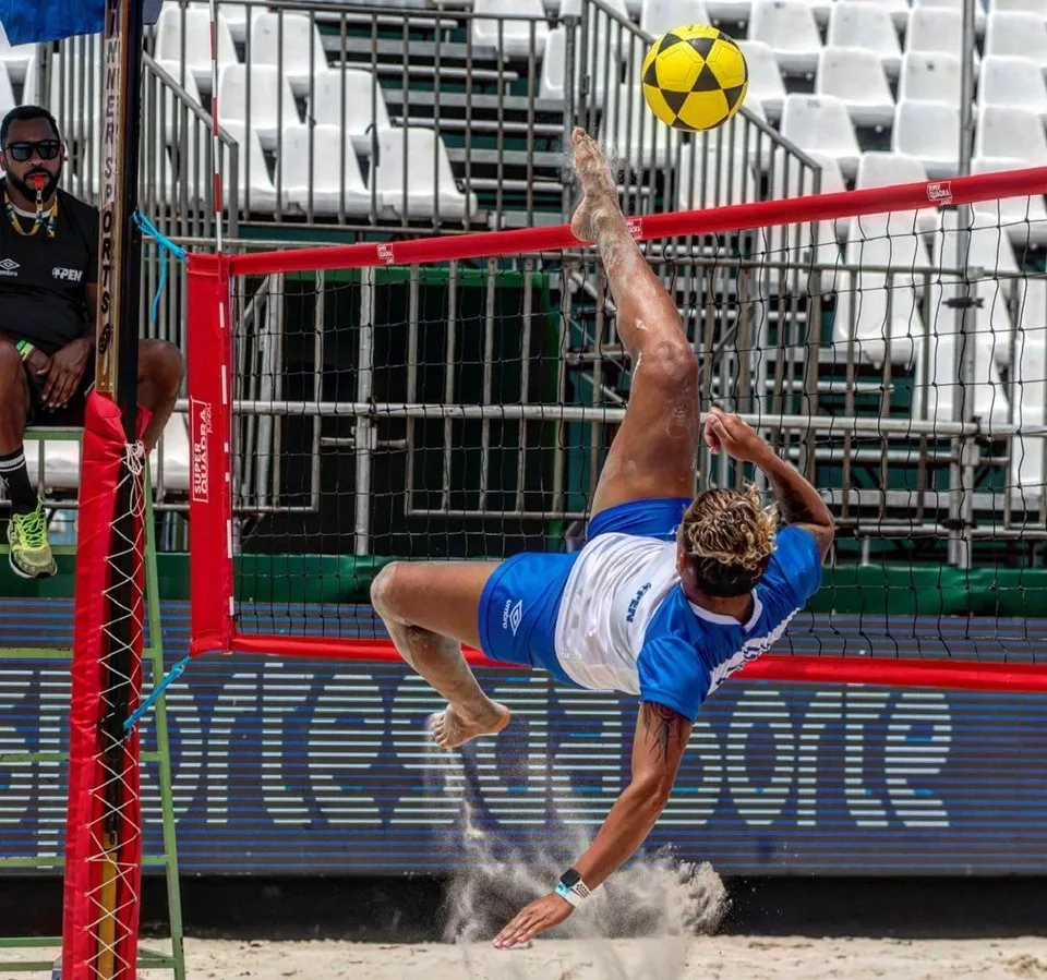 Praia da Costa, em Vila Velha, recebe evento ‘Feras do Futevôlei’ neste domingo