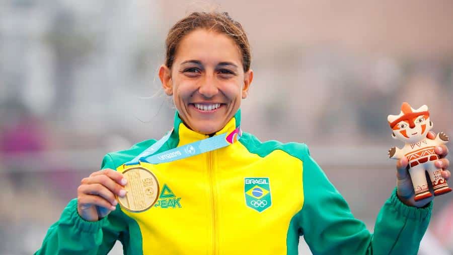 Triatleta conquista medalha de ouro para o Brasil no Pan 2019!