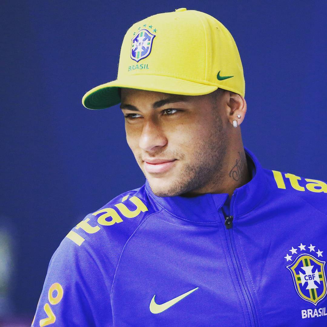 Micale oficializa Neymar como capitão da seleção na Olimpíada