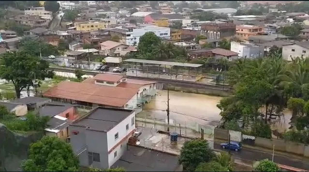 Chuva diminui, mas 3,9 mil pessoas ainda estão fora de casa no ES