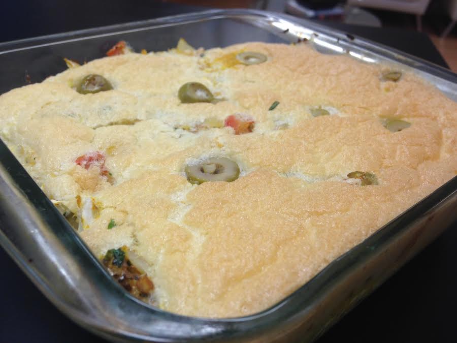 Receita de torta capixaba de repolho e sardinha