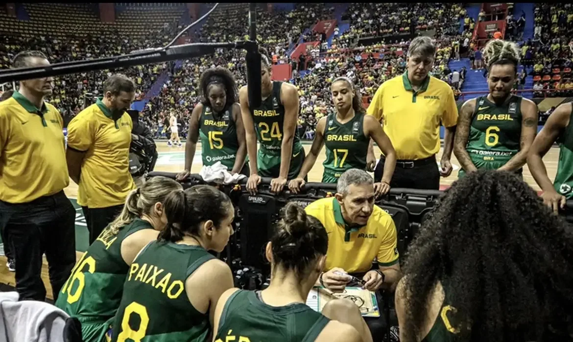 Seleção feminina de basquete não consegue vaga para as Olimpíadas 2024