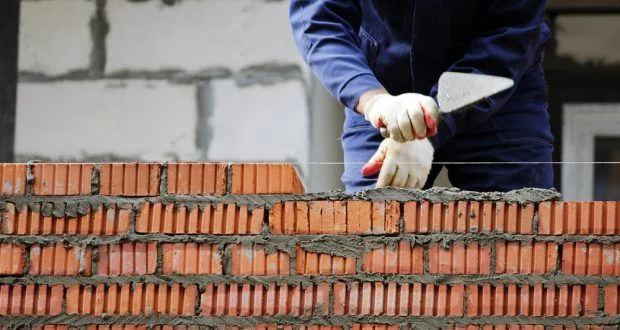 Como construir uma casa: planejamento, matéria-prima e mão de obra