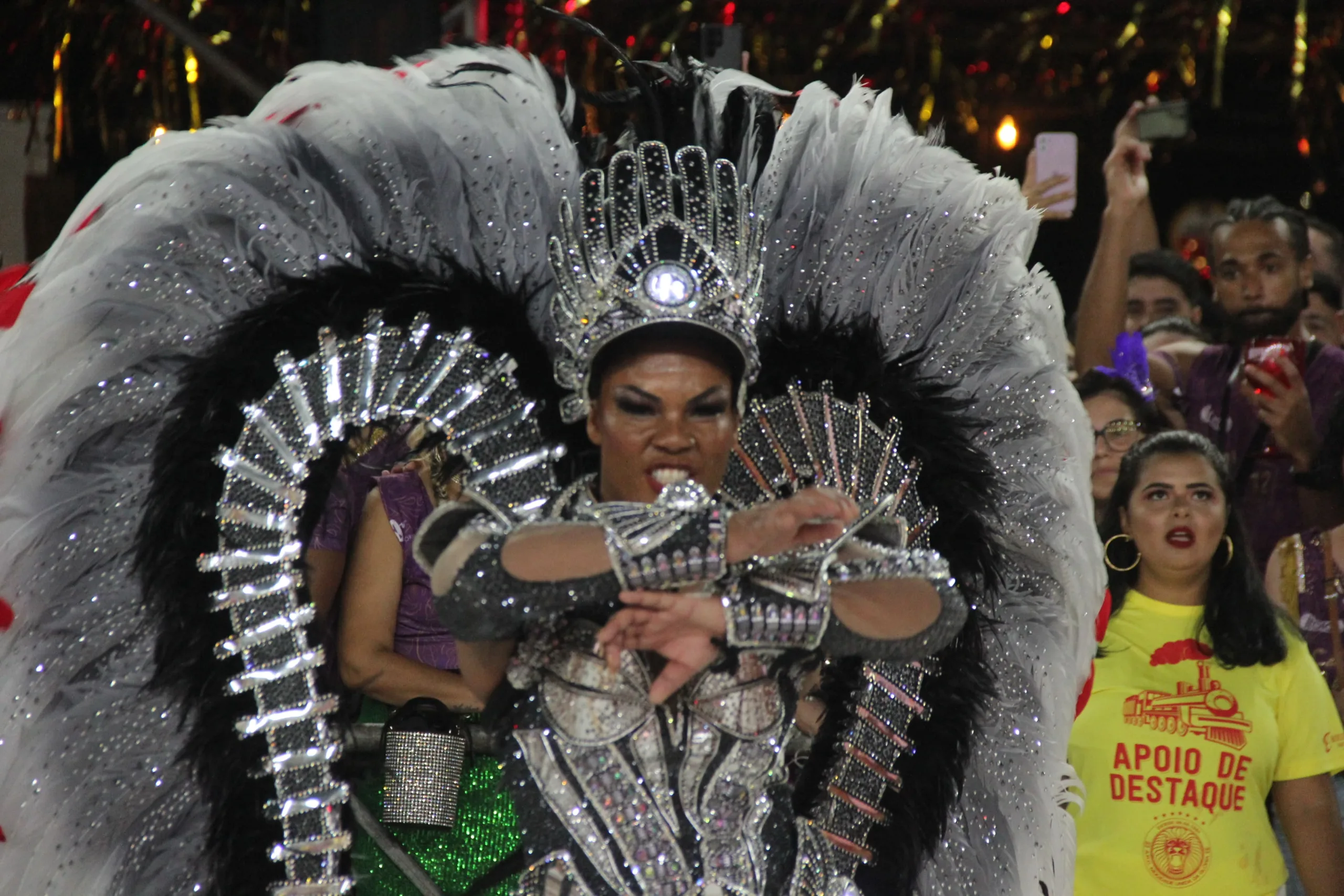 Fernanda Figueiredo se despede como rainha da MUG