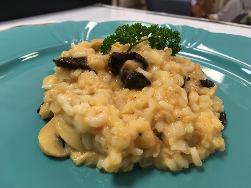 Risoto de frango com funghi