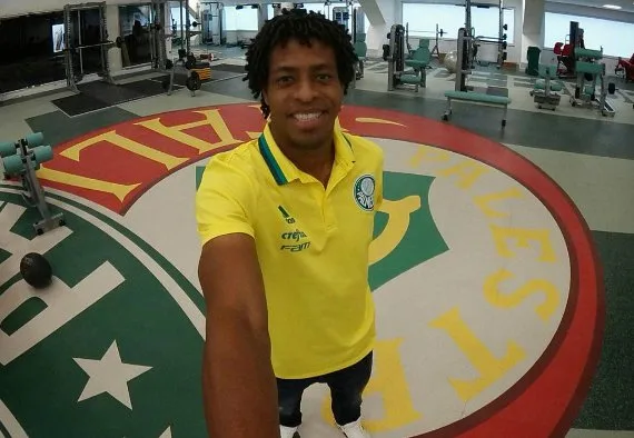 Palmeiras confirma a contratação do atacante Keno, ex-Santa Cruz