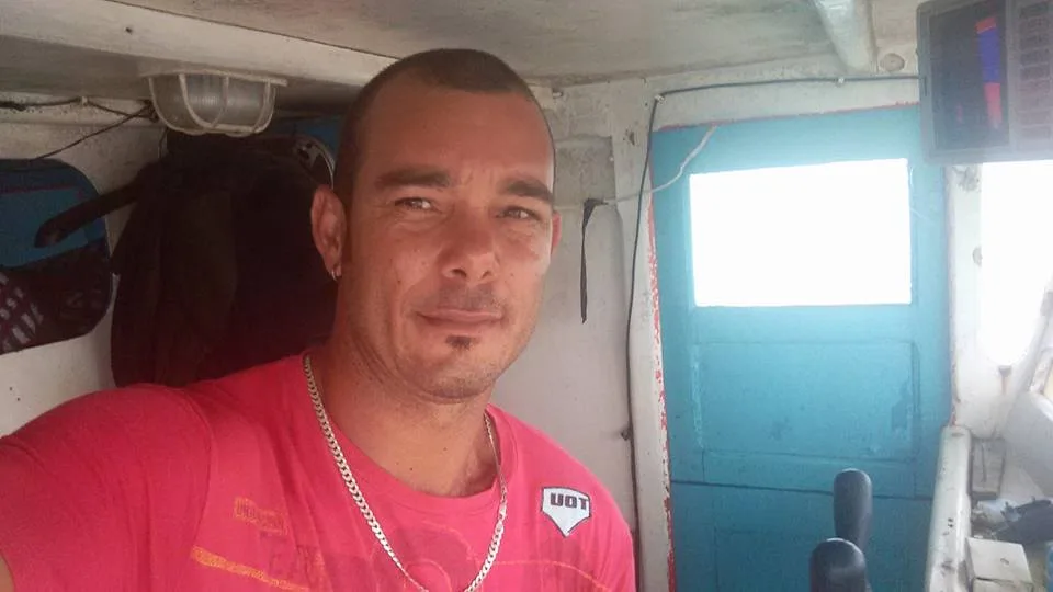 Pescador de Anchieta morre afogado durante pesca em alto mar na Bahia