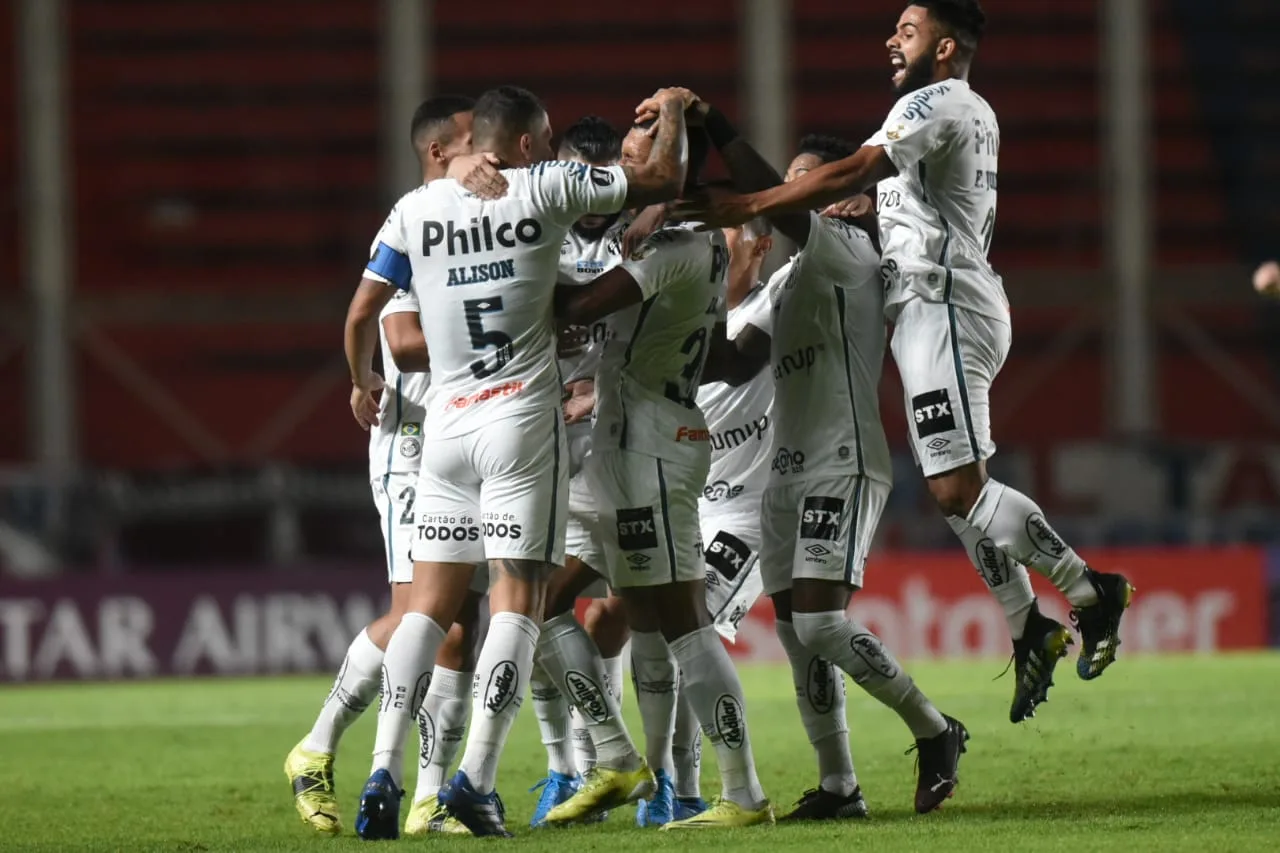 Em teste para fase de grupo da Libertadores, Santos visita Ponte Preta