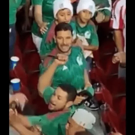 Torcedor é esfaqueado em briga durante jogo entre México e Catar