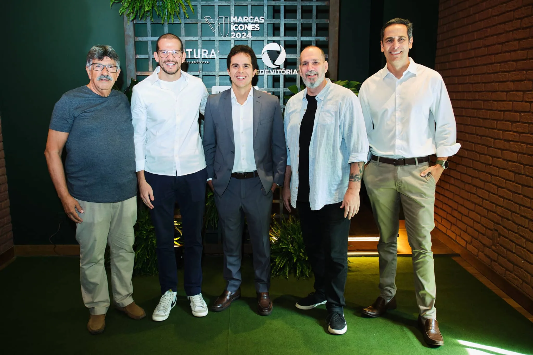 Didimo Effgen, Alexandre Pedroni, Felipe Caroni, Alexandre Carvalho e Davi Wescley